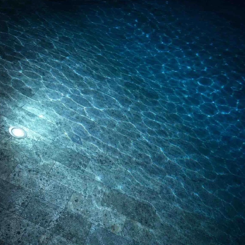 When installed underwater, the stone produces beautiful shades of green and blue